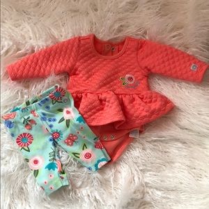 Baby girl peplum too and flower legging